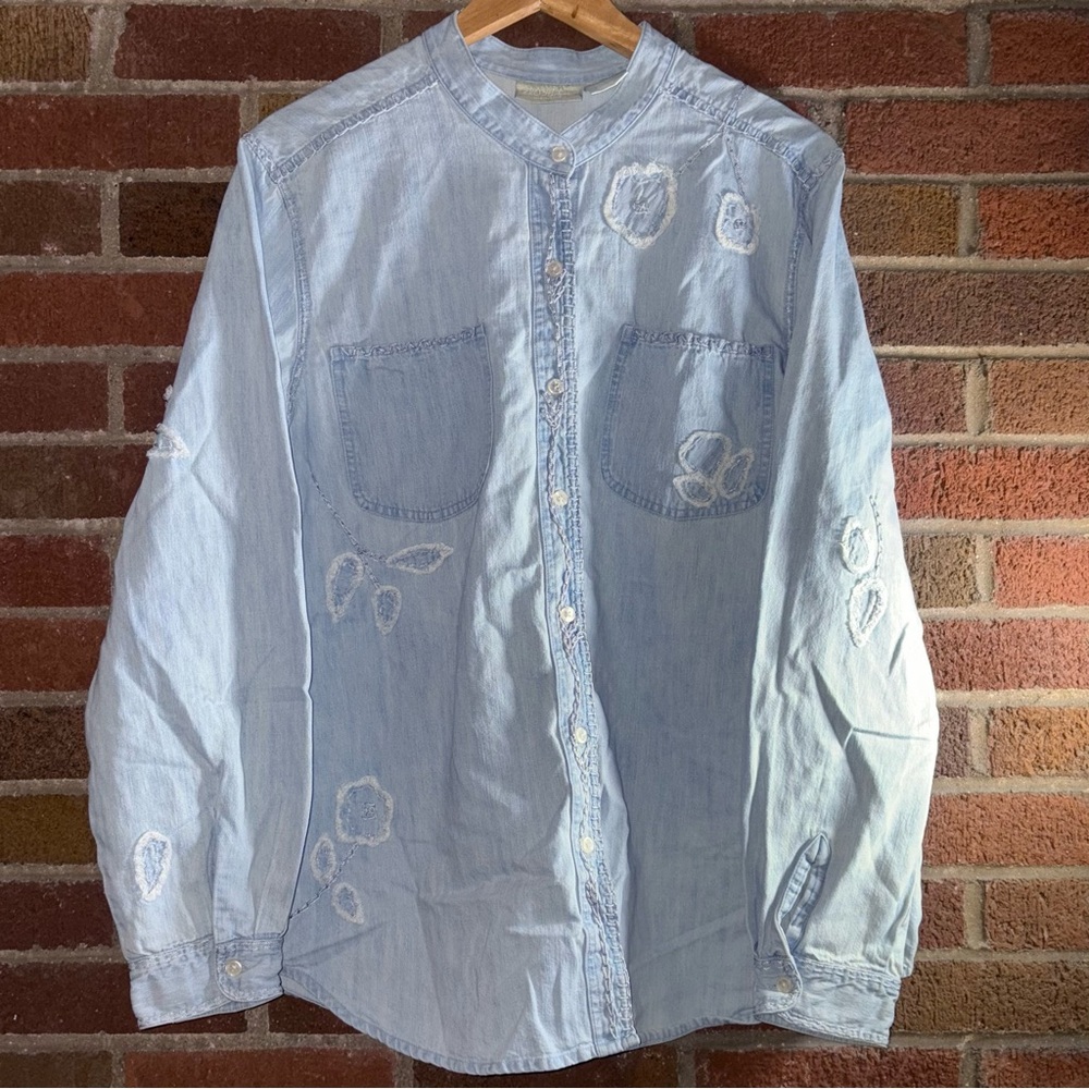 Size XL - VTG 220 Hickory Floral Embroidered Long Sleeve Denim Button-Up Shirt